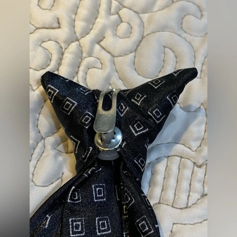Boys SNAP-ON Ties USED in excellent condition